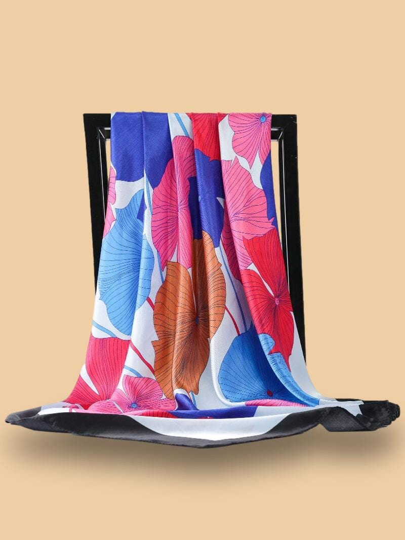 Foulard Carré en Satin Raffiné